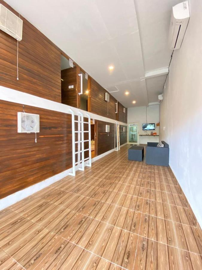 Tara Hostel Batununggul Ngoại thất bức ảnh