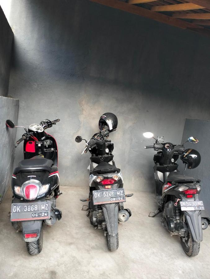 Tara Hostel Batununggul Ngoại thất bức ảnh